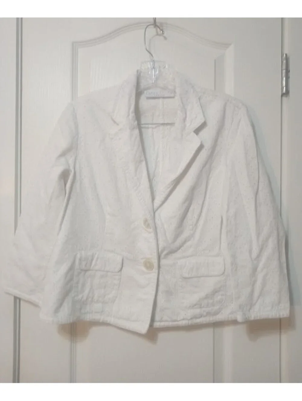 Liz Claiborne “First Issue” White Eyelet Blazer | Size Petite Large